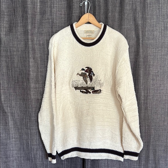 St. John’s bay cream knit sweater crewneck with embroidered ducks size MT